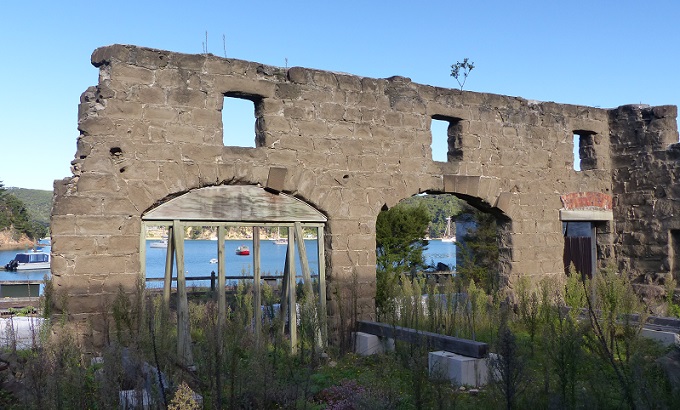 Smelting house ruins on Kawau Island Apr 2017